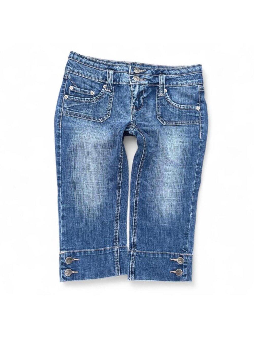 Y2K low rise capri jeans with button details